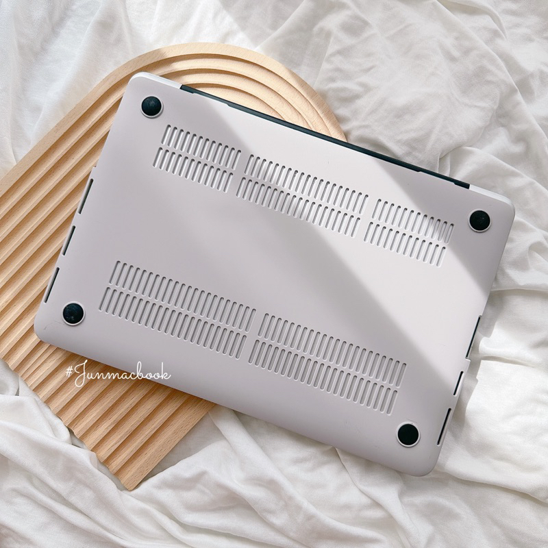 Ốp macbook trơn màu khoét táo, lì, mịn