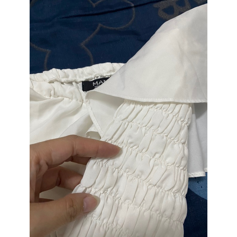 Pass áo croptop bẹt vai