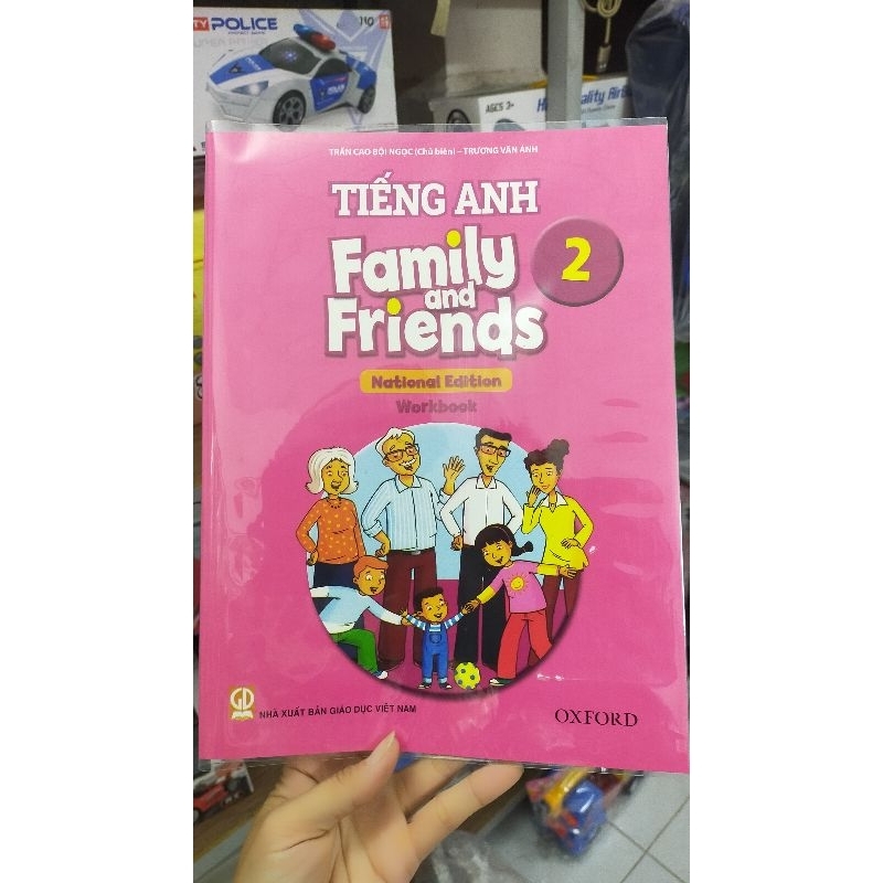 Bìa Bao -  Tiếng Anh Family and Friends Lớp2