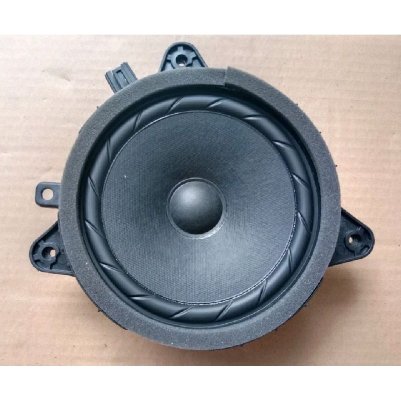Loa cánh cửa xe HUYNDAI, KIA. gân soắn từ lớn 16cm tiếng bát nổi chội