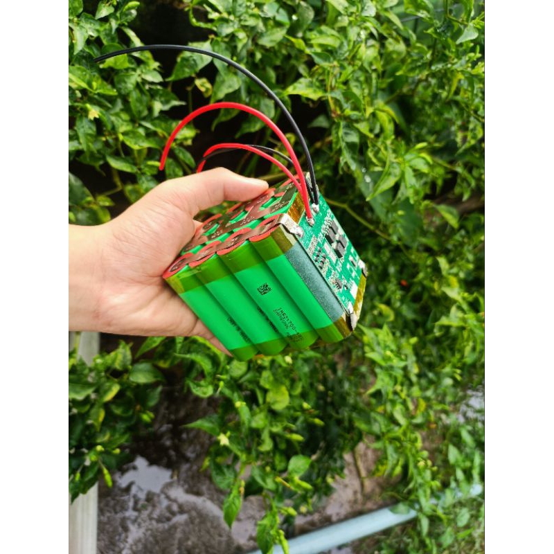 Khối pin 3s12v 4.8Ah/9.6Ah/14.4Ah/19.2Ah đóng pin 21700 samsung 48x chất lượng cao