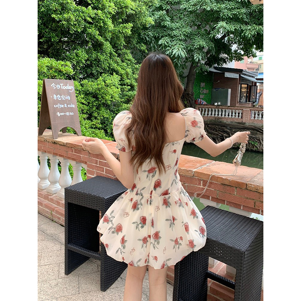 ĐẦM HOA CUP NGỰC XÒE BÍ SIÊU XINH CHO NÀNG THƠ DẠO PHỐ 123