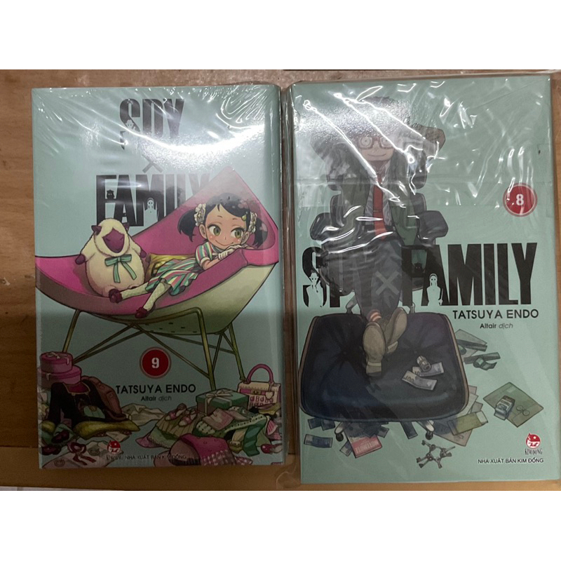 2 quyển Spy x Family tập 8 và 9