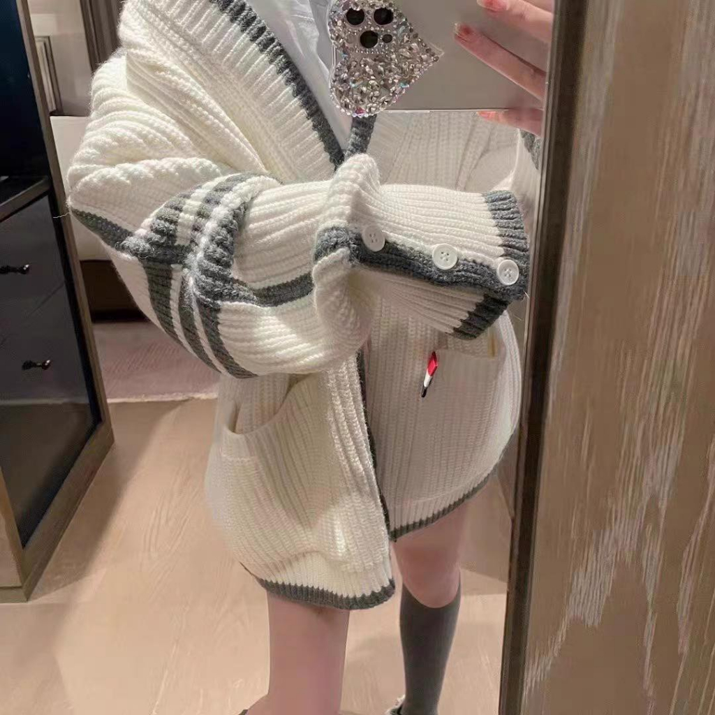 Áo Cardigan Thom Broww 4 Vạch Kẻ Tay💕Áo Khoác Ngoài Chất Len Tăm Dày Dặn Dáng Rộng Unisex