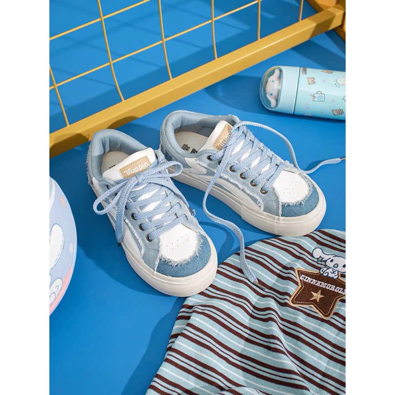 Giày thể thao denim siêu xinh kiểu dáng mới