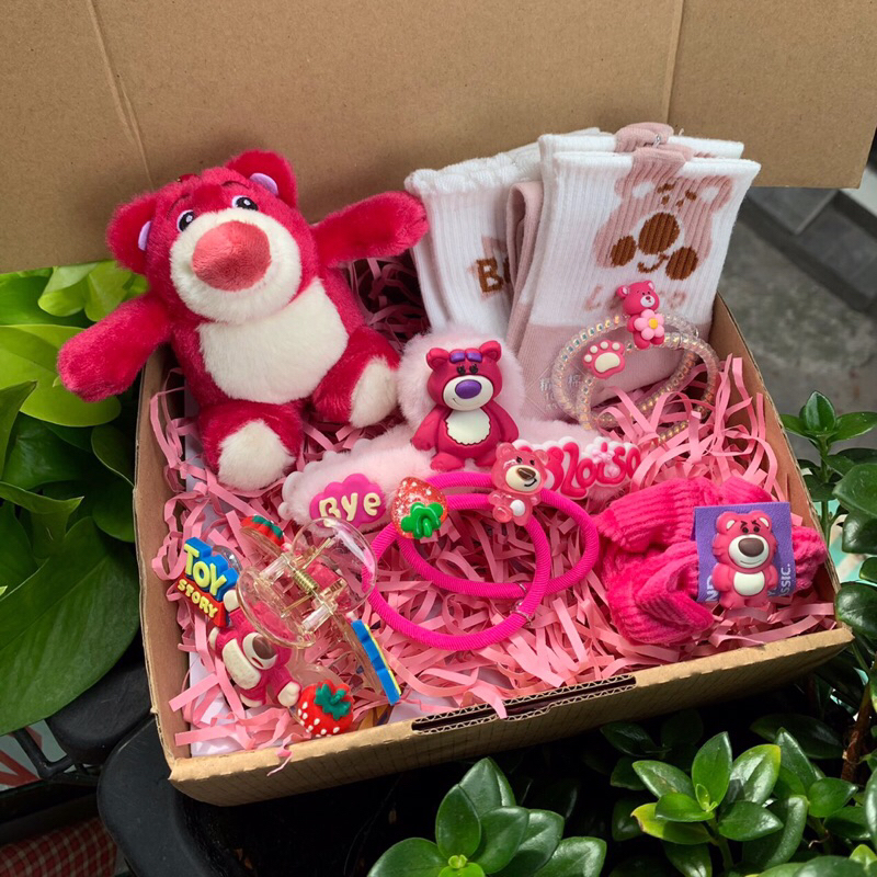 Set Hộp Quà Tặng Bạn Gái Màu Hồng Gấu Dâu Lotso Dễ Thương Deperier