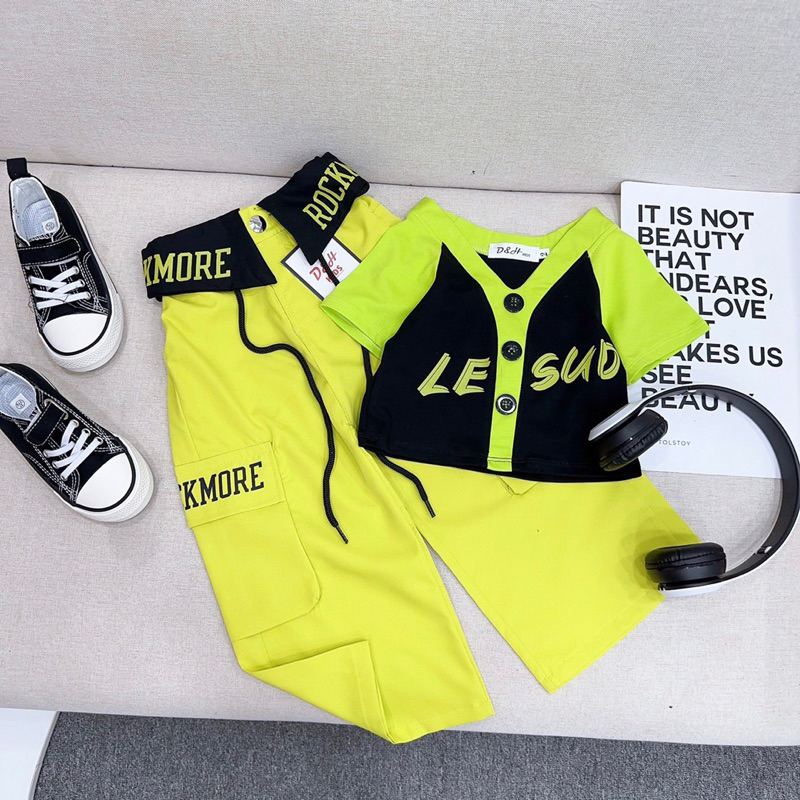 Set be gai chất ngất be đi học nhảy