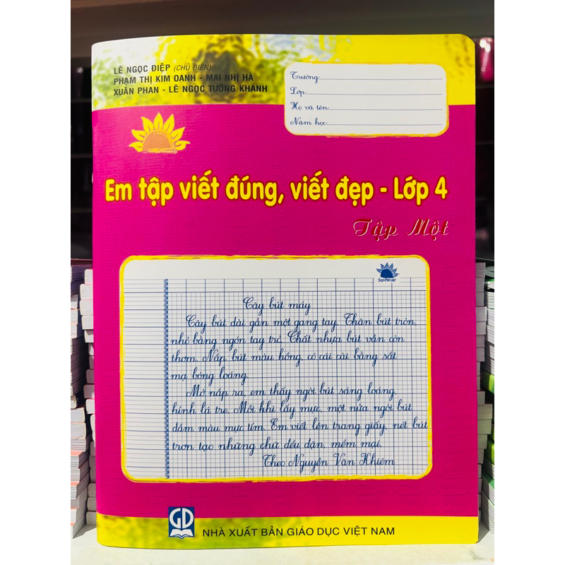 Em tập viết đúng, viết đẹp lớp 4 tập 1 + bút chì