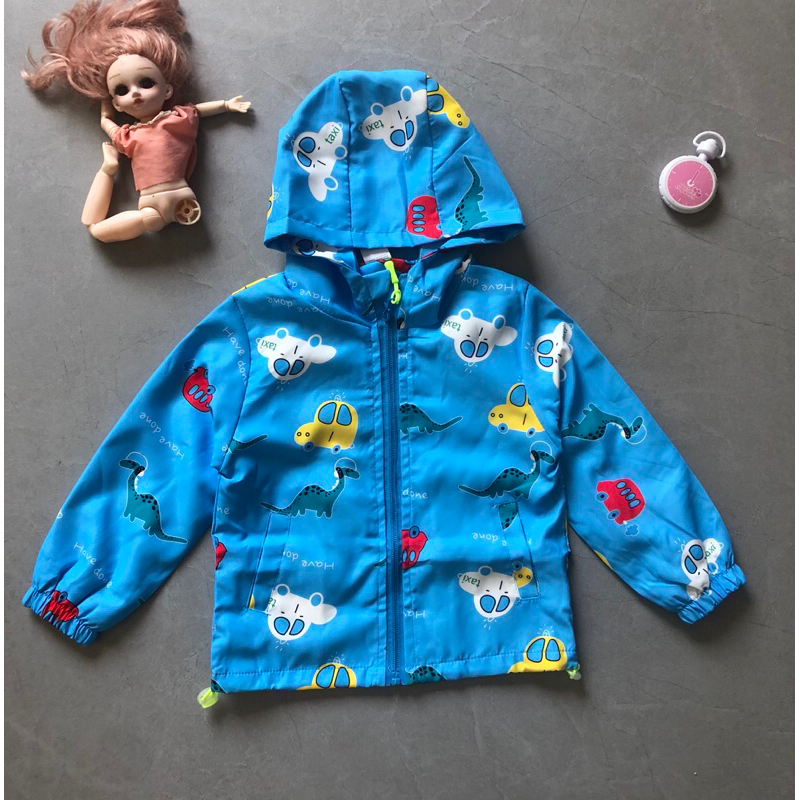 Áo khoác gió dành cho bé trai chất lượng tốt , xuất xứ :QUẢNG CHÂU