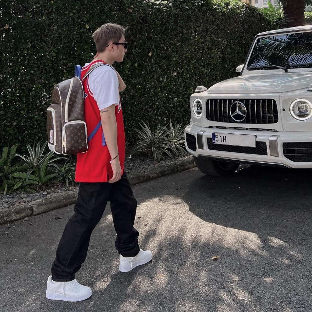 - Balo L.V x Nba Hoạ Tiết Monograms Màu Nâu Cao Cấp, Balo Nam Nữ L.V x Nba