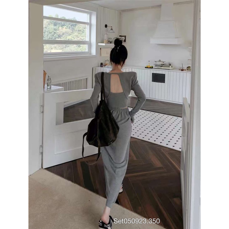 SET BỘ BOOSSTORE SET ÁO NHĂN KÈM VÁY YẾM