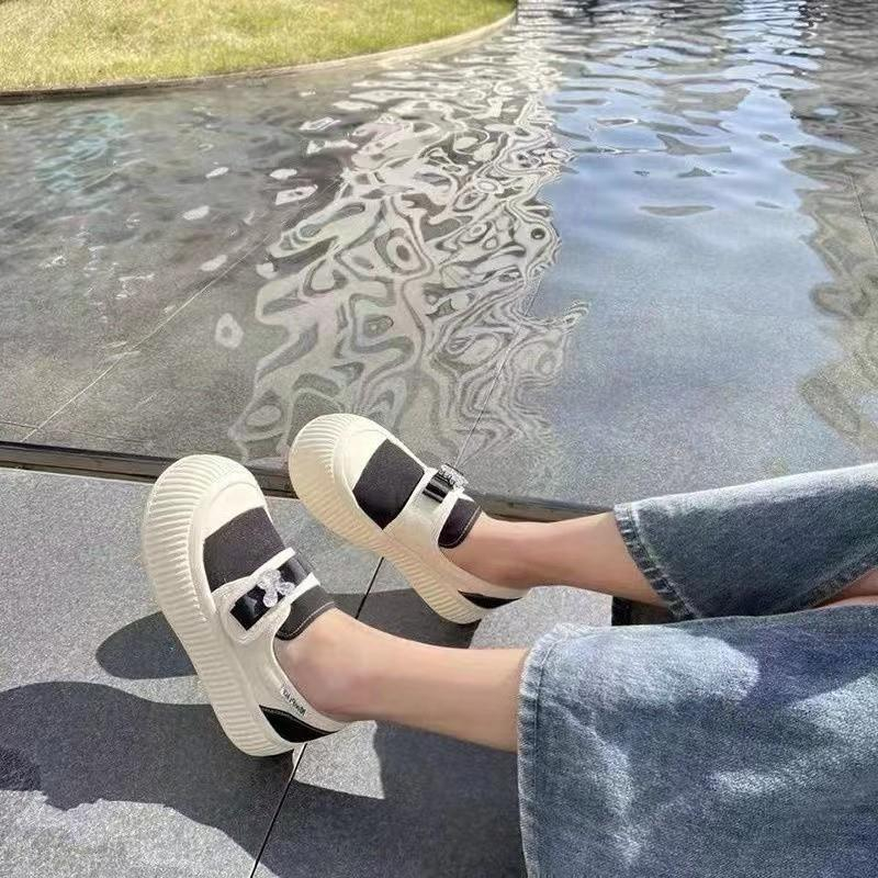 Giày thể thao nữ quai dán đính đá tai thỏ, giày sneaker chất vải canvas đế vân cao 4cm