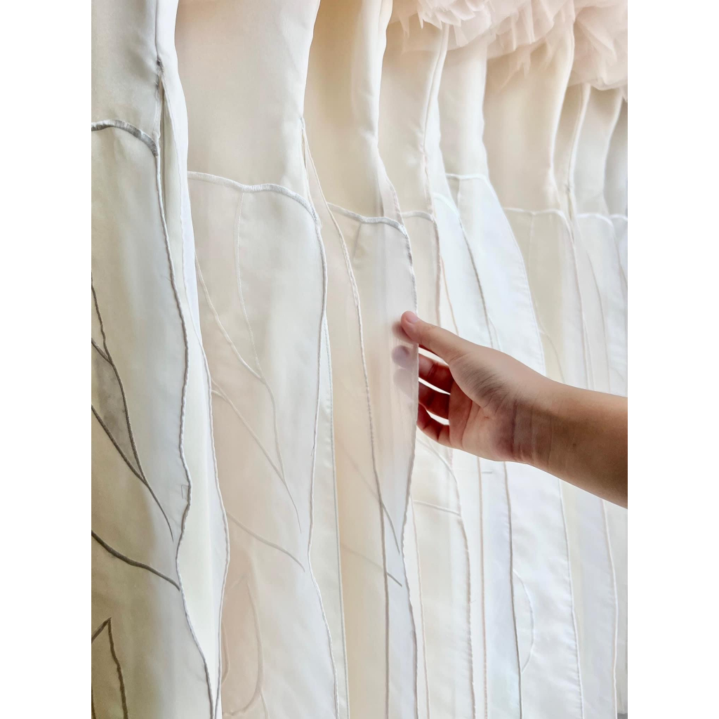 Áo dài trắng cách tân thiết kế thêu tay thủ công chất tơ oganza 4 tà tay dập ly tiểu thư siêu sang