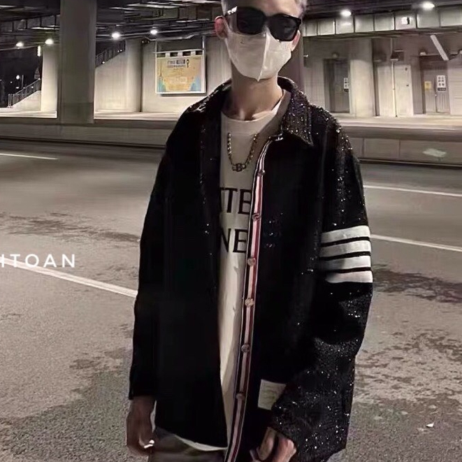 Áo Somi Kim tuyến viền thom 4 sọc chuẩn likeau dành cho boy phố 2023.