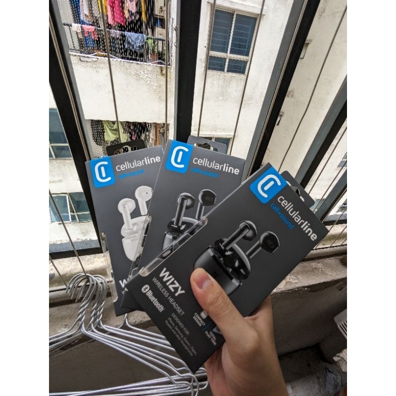 Tại nghe Bluetooth 5.0 True Wireless Cellularline Wizy âm thanh hay, pin 6h, đàm thoại rõ ràng