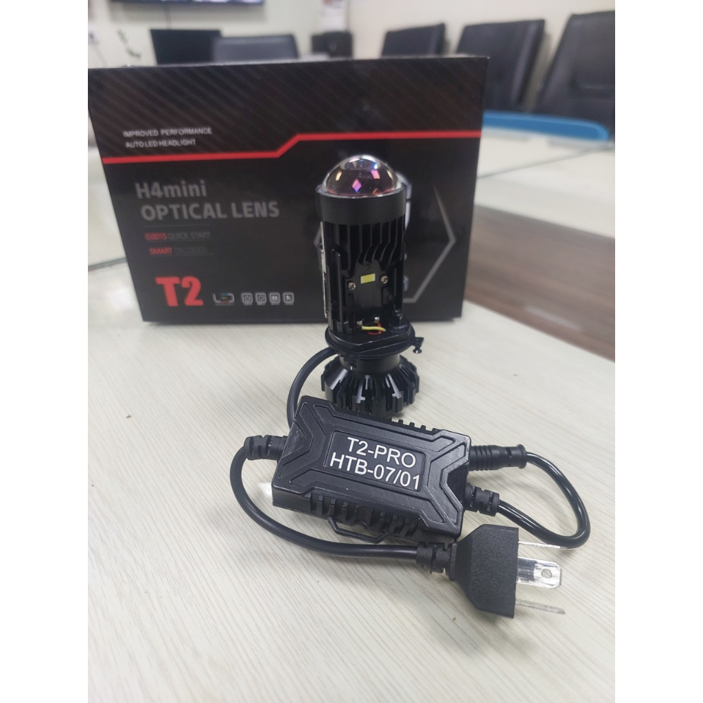 Đèn pha Led bi cầu mini T2 Pro kính tím chân H4 mẫu mới lắp xe máy, ô tô
