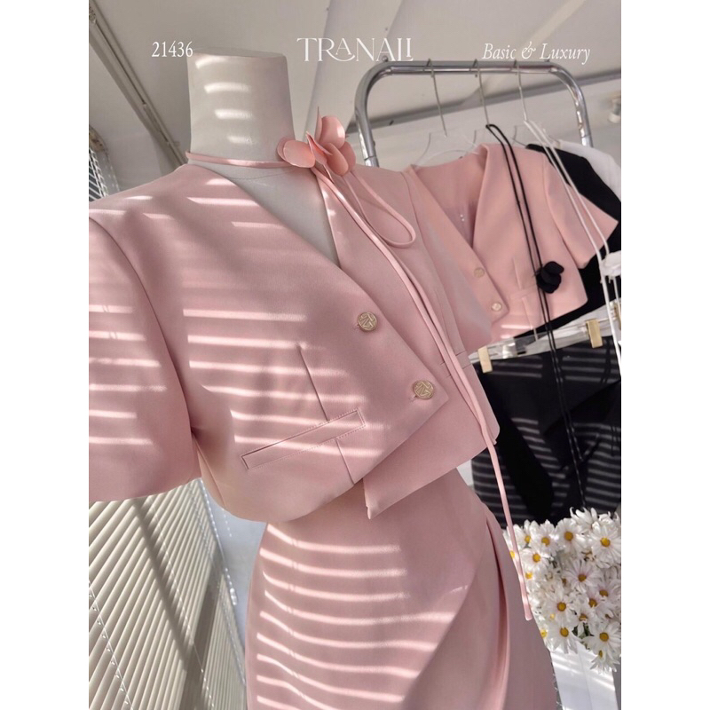 SET VEST PHỐI NÚT + CHÂN VÁY 3 MÀU TRẮNG - ĐEN - HỒNG