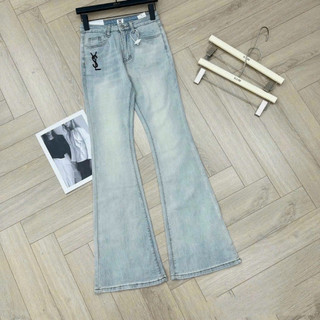 Quần bò jeans nữ dãn ống loe thêu, loe may gấu, jeans co dãn 4 chiều màu xanh