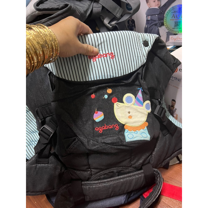 Địu sơ sinh cho bé 0m - hơn 1 tuổi