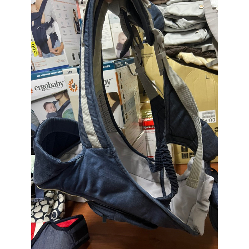 Địu sơ sinh cho bé 0m - hơn 1 tuổi