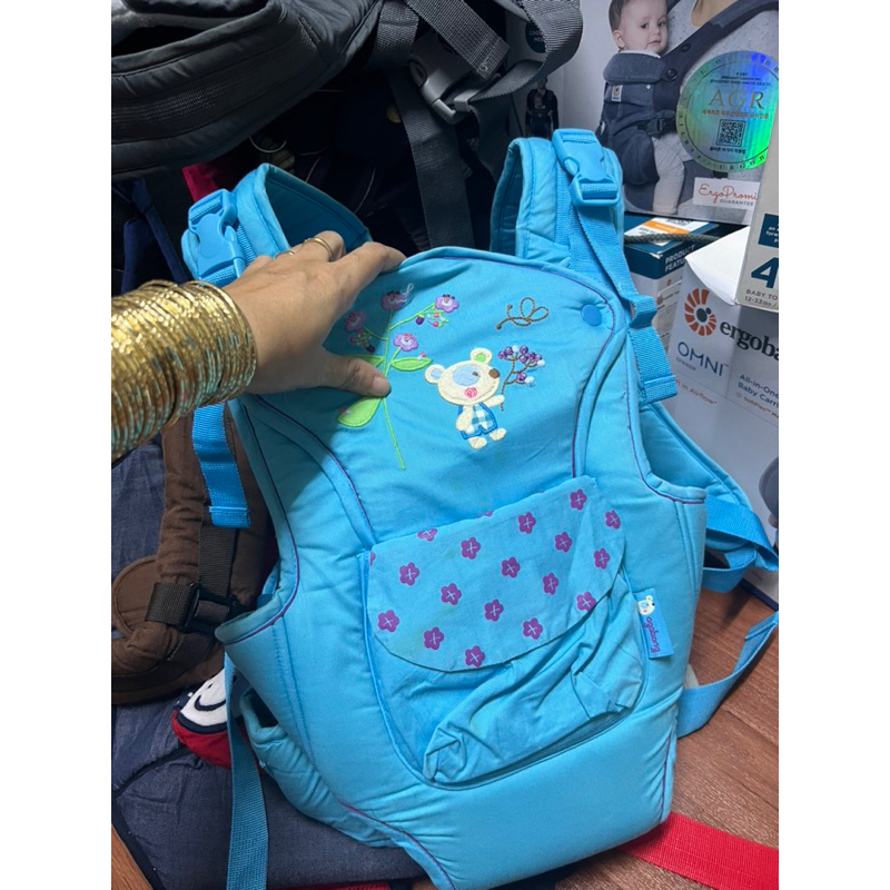 Địu sơ sinh cho bé 0m - hơn 1 tuổi