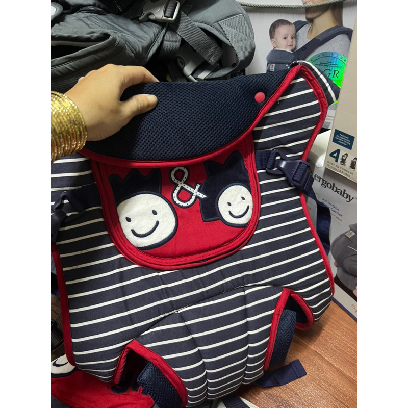 Địu sơ sinh cho bé 0m - hơn 1 tuổi