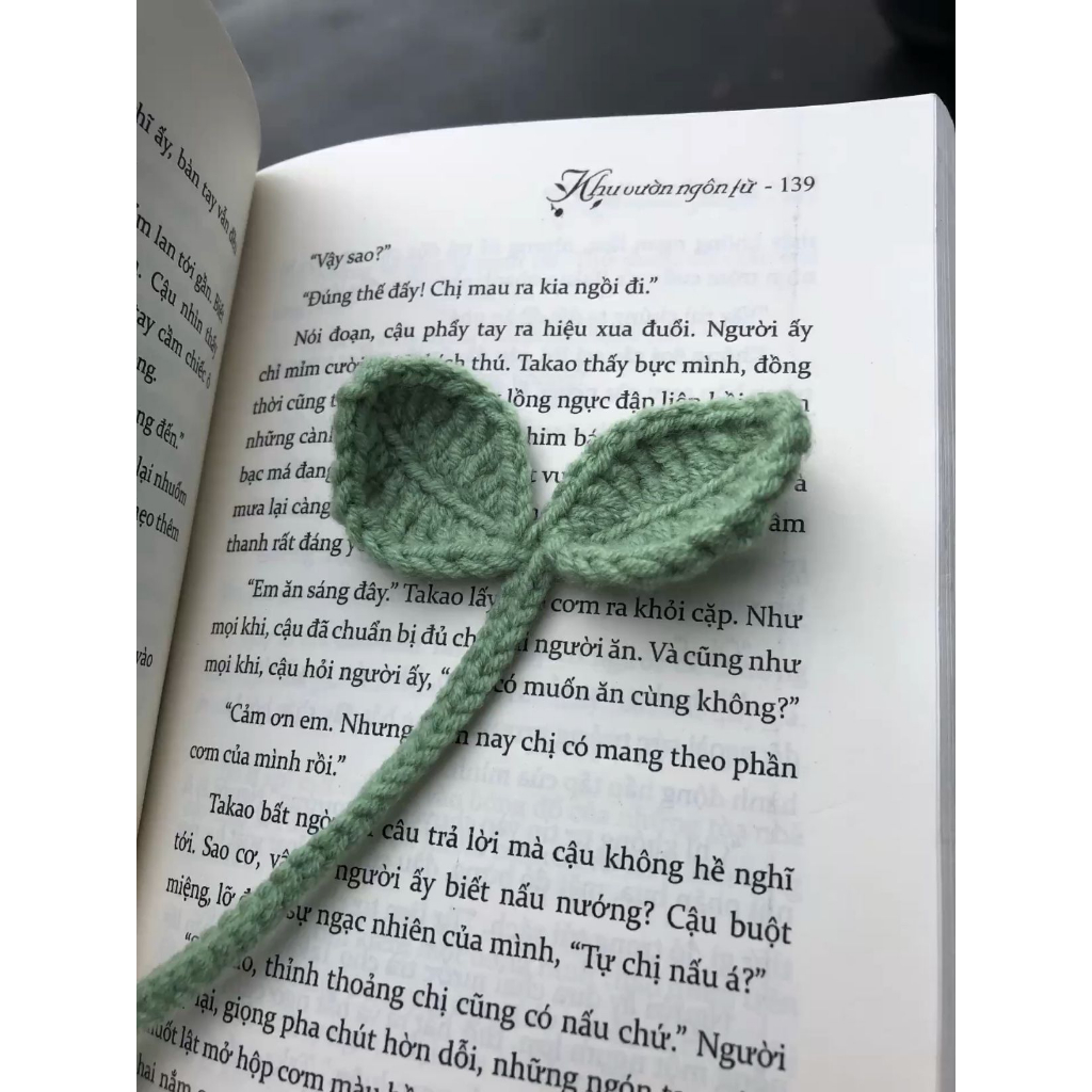 🌱 Mầm lá cây bằng len móc handmade trang trí headphone, bookmark đánh dấu sách hoặc quấn dây tai nghe/cáp sạc dễ thương