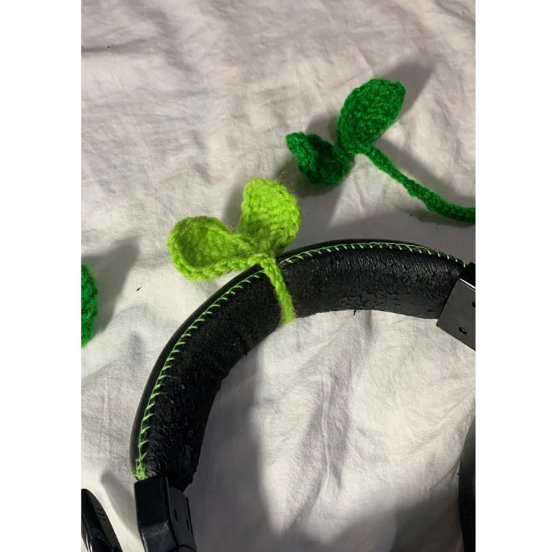 🌱 Mầm lá cây bằng len móc handmade trang trí headphone, bookmark đánh dấu sách hoặc quấn dây tai nghe/cáp sạc dễ thương