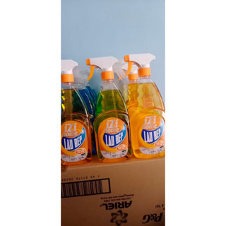 Nước lau bếp IZI HOME 500ml cho căn bếp sáng bóng, sạch bong dầu mỡ hiệu quả.