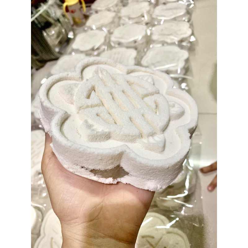 Bánh in Nhân Dừa Non 250g/cái