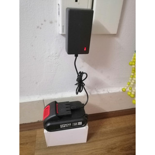 Sạc 21v - 1a dùng cho máy khoan pin hitachi 21v - 48v