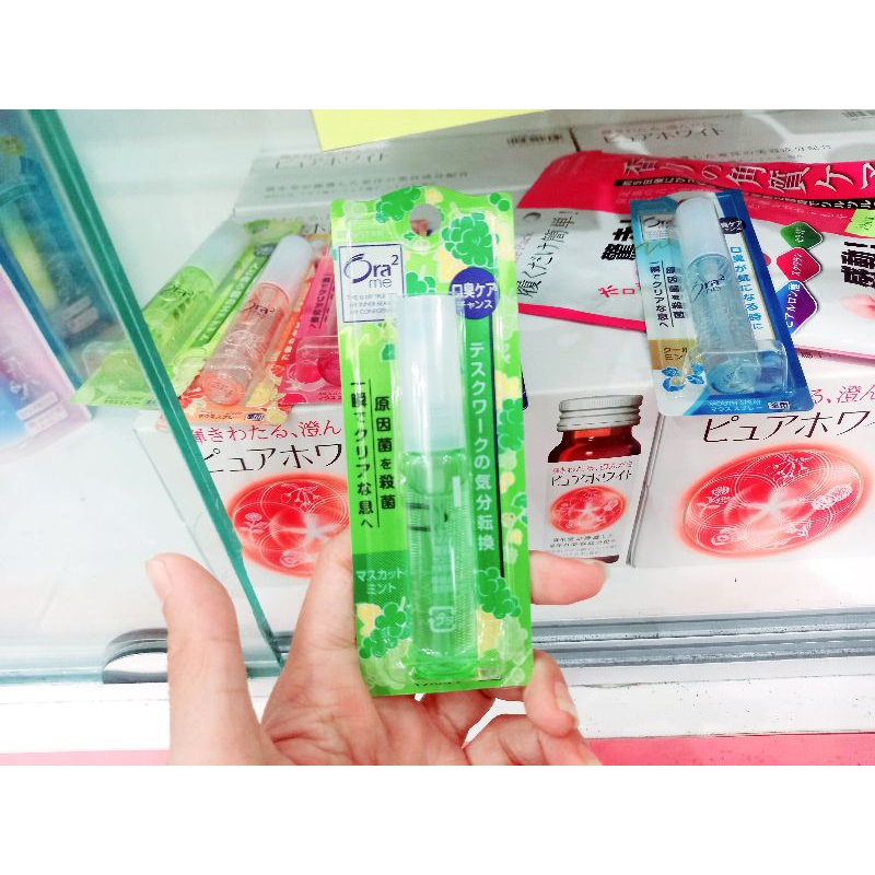 Xịt thơm miệng khử mùi hôi Sunstar Ora2 Me 6mL