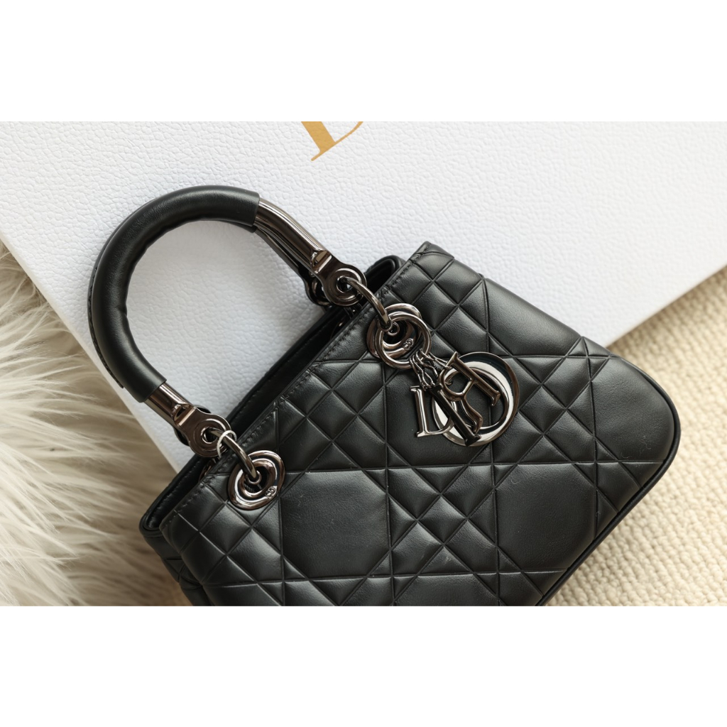 TÚI CD JISOO SZ24 DA THẬT