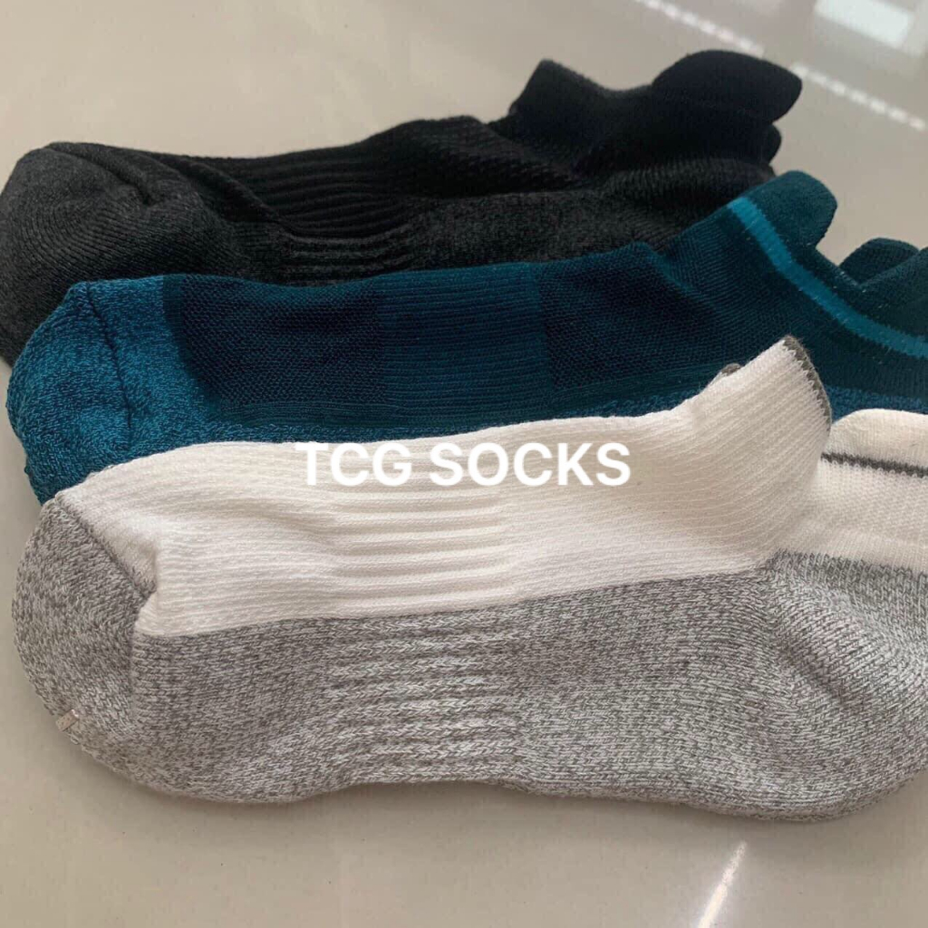 Tất chạy bộ thể thao Uni nam cổ ngắn dày đẹp êm ôm chân cá tính hàng xuất Nhật