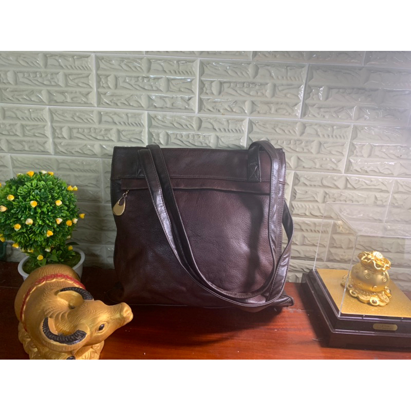 Túi đeo vai da thật