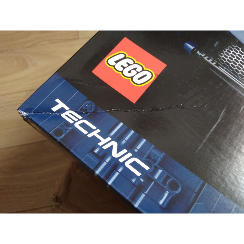 LEGO Technic 42154 Siêu Xe Thể Thao Ford GT