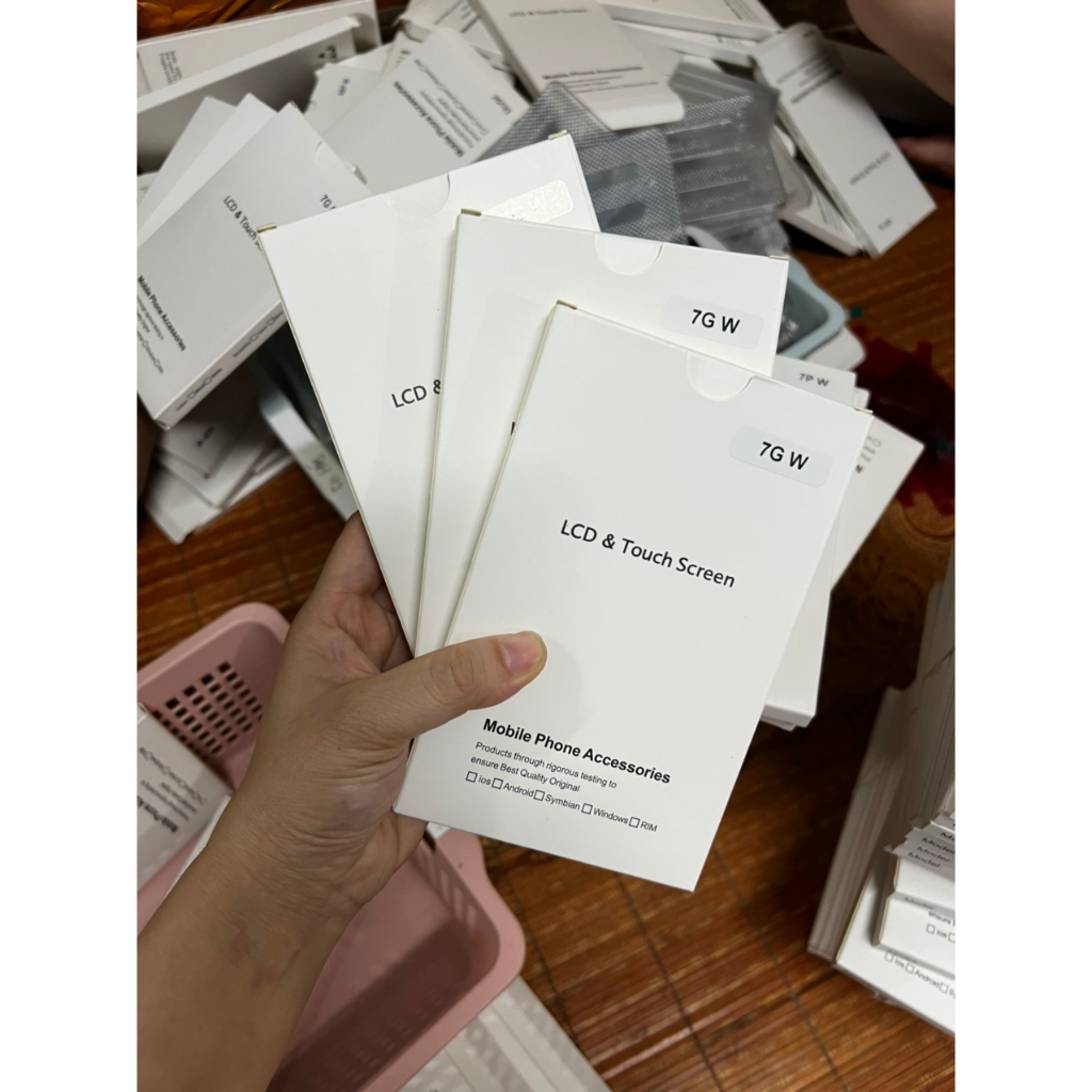 Màn hình thay thế cho 6s linh kiện loại A+ 4.7 inch bảo hành 6 tháng.