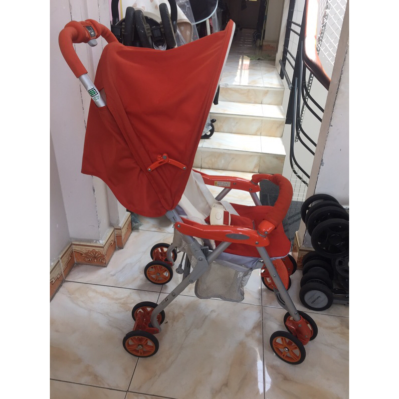 Xe đẩy Combi du lịch nội địa nhật