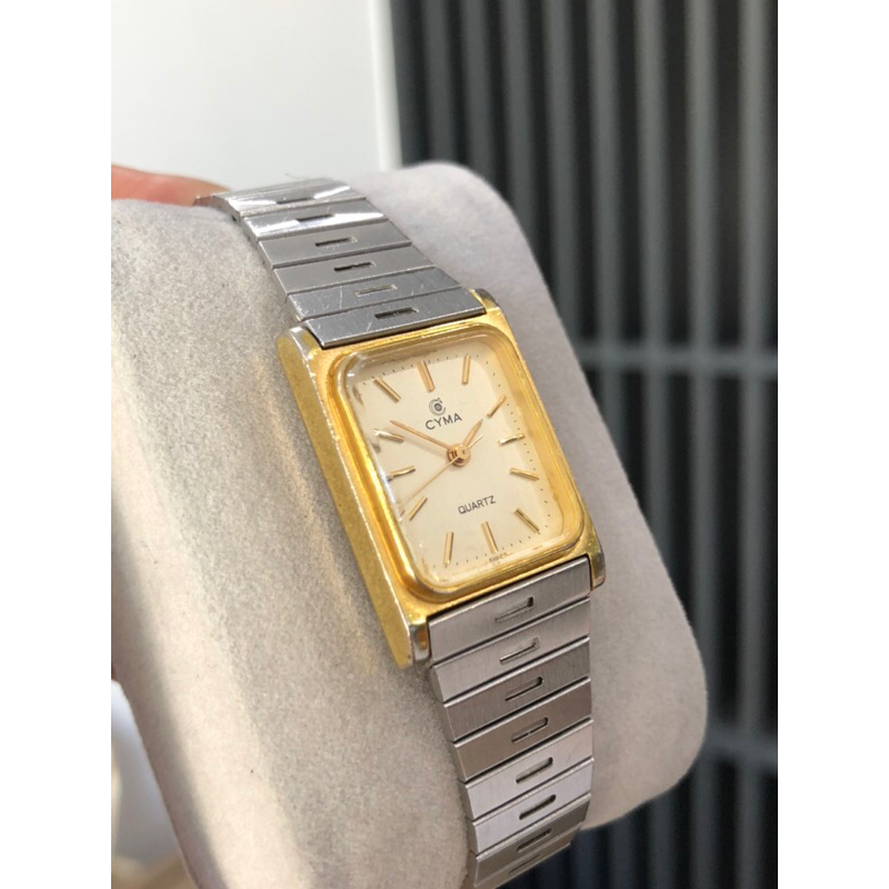 ĐỒNG HỒ NỮ CYMA THUỴ SĨ
