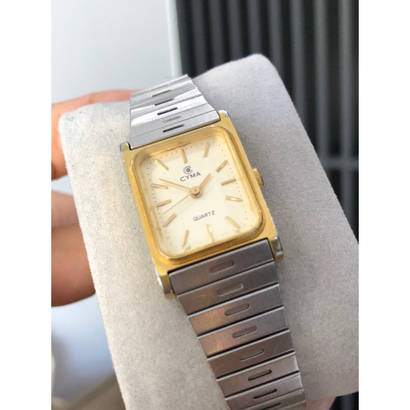 ĐỒNG HỒ NỮ CYMA THUỴ SĨ