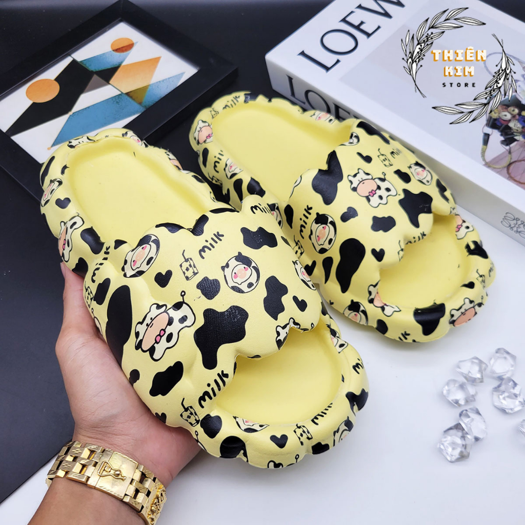 Dép bánh mỳ nữ - Dép quai ngang đốm Bò Sữa Siêu Xinh mới hiện nay.