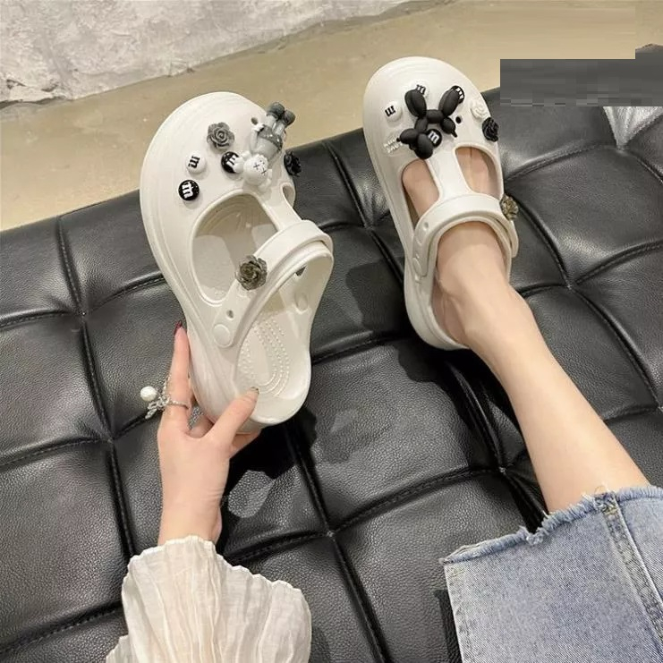 Dép Cross Sandal Đế Dày Siêu Nhẹ Tặng Kèm Bộ Hình Gắn Kaws Và Chó Siêu Xinh - Brown’s 1999 Store