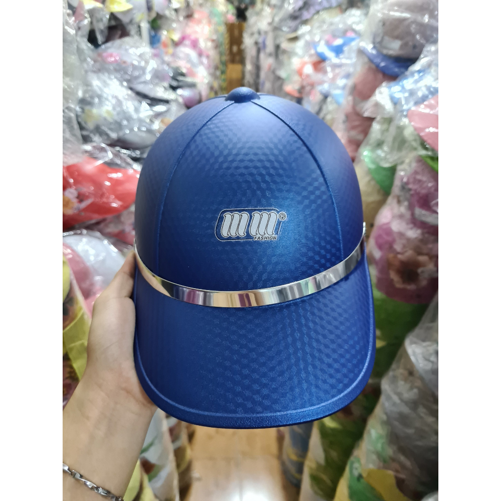 Nón bảo hiểm lưỡi trai vân carbon cao cấp freesize dành cho cả nam và nữ