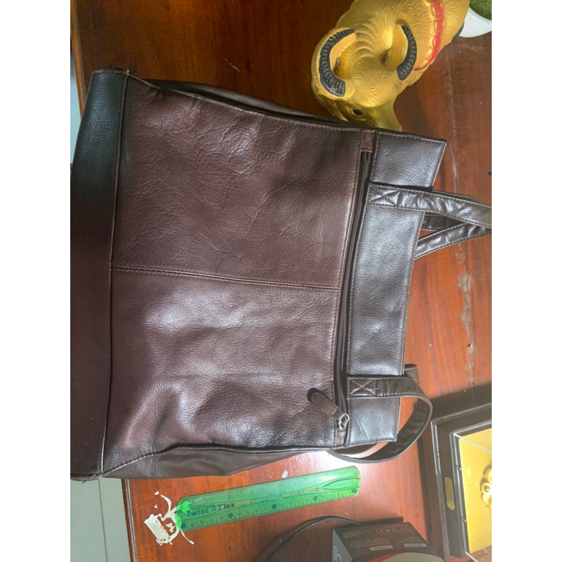 Túi đeo vai da thật