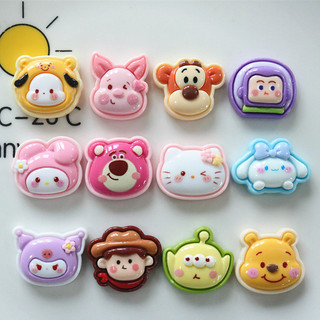Jibbitz nhân vật Toy Story với Buzz Lightyear, Pooh, Piglet,Pink Bear, Kuromi, Cinnamon