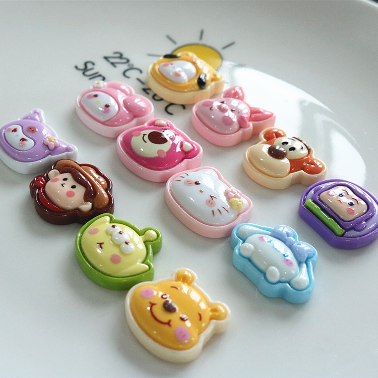 Jibbitz nhân vật Toy Story với Buzz Lightyear, Pooh, Piglet,Pink Bear, Kuromi, Cinnamon