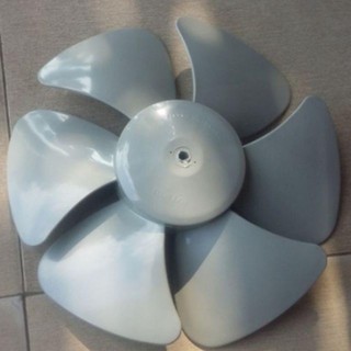 Cánh quạt tản 6 cánh,quạt hộp sải cánh 30cm.
