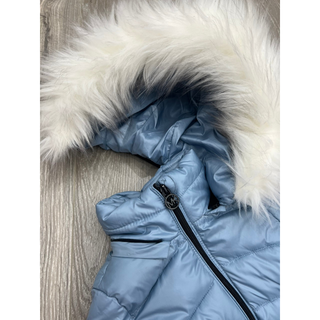 Áo phao bé gái MK dáng dài mũ lông