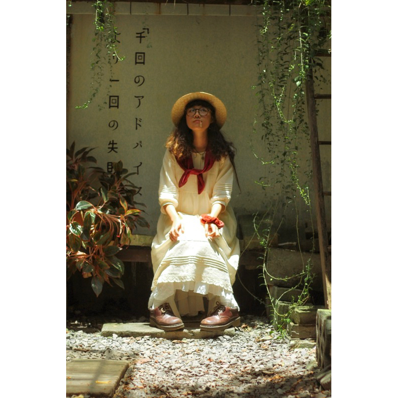 Váy Cổ Tròn Tay Phồng Phối Ren Hội Vintage/Mori Vui Thu Đông Xinh