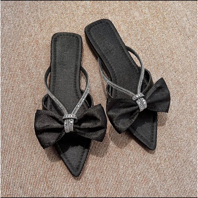 Dép Nơ Mũi Nhọn Dây Cườm Đá